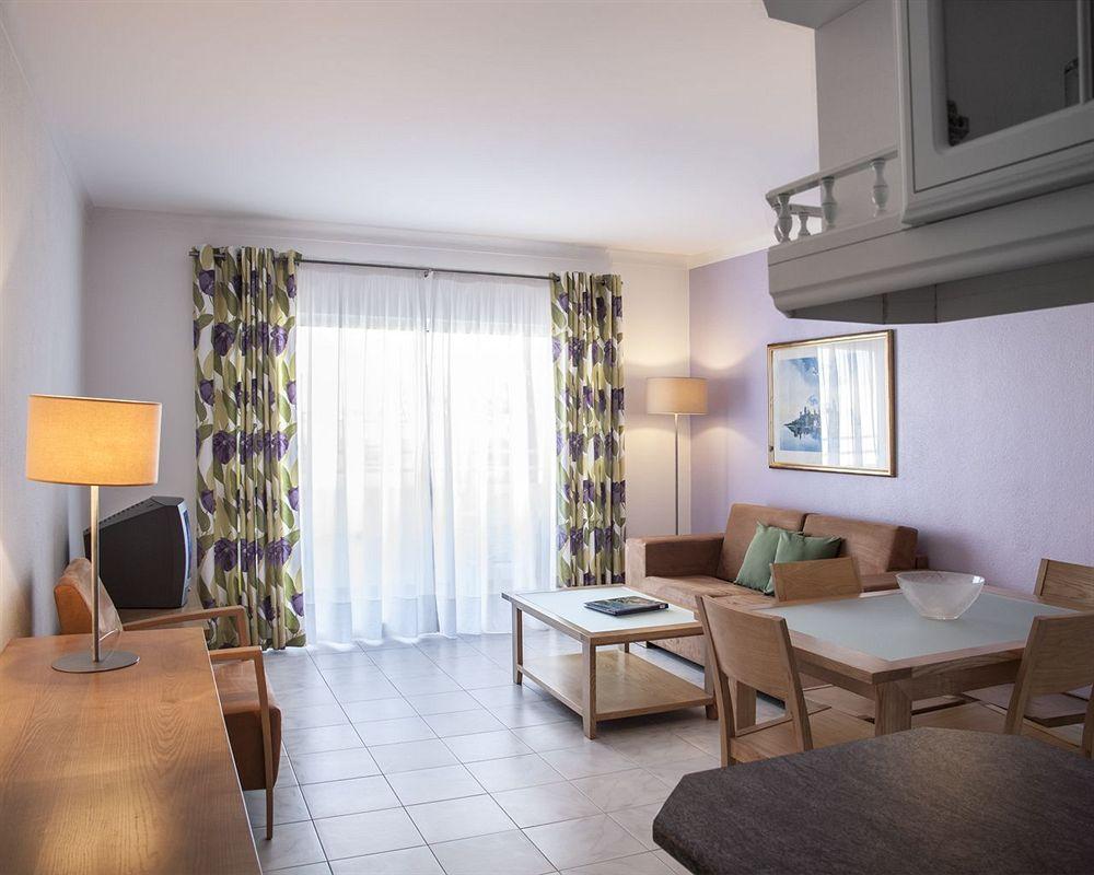 Aparthotel Jardim Do Vau à Portimão Extérieur photo